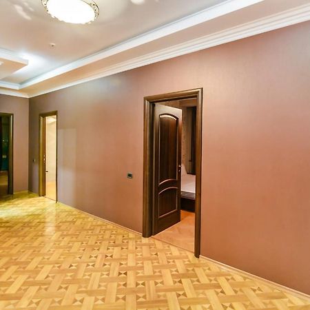 VİP Apartment number one Bakü Dış mekan fotoğraf