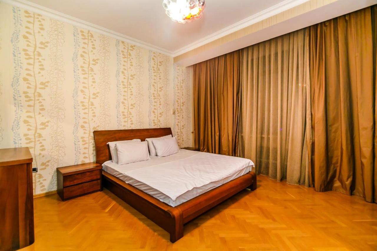 VİP Apartment number one Bakü Dış mekan fotoğraf