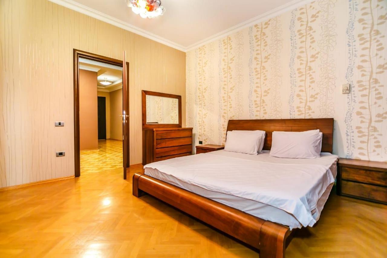 VİP Apartment number one Bakü Dış mekan fotoğraf